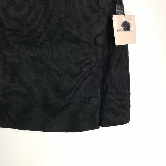 NWT superdown Dylan Corduroy Mini Skirt in Black - Picture 6 of 9